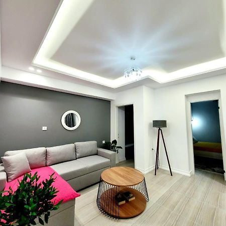 Anis Apartments Sarandë Buitenkant foto