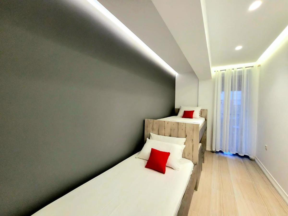 Anis Apartments Sarandë Buitenkant foto