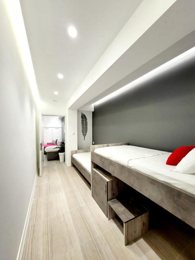 Anis Apartments Sarandë Buitenkant foto