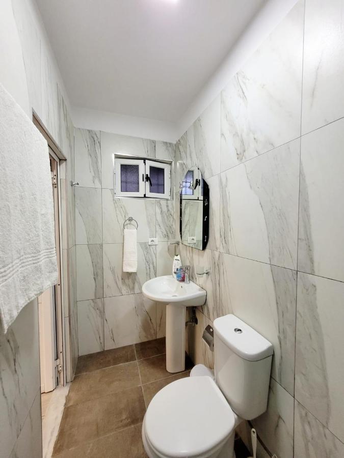 Anis Apartments Sarandë Buitenkant foto