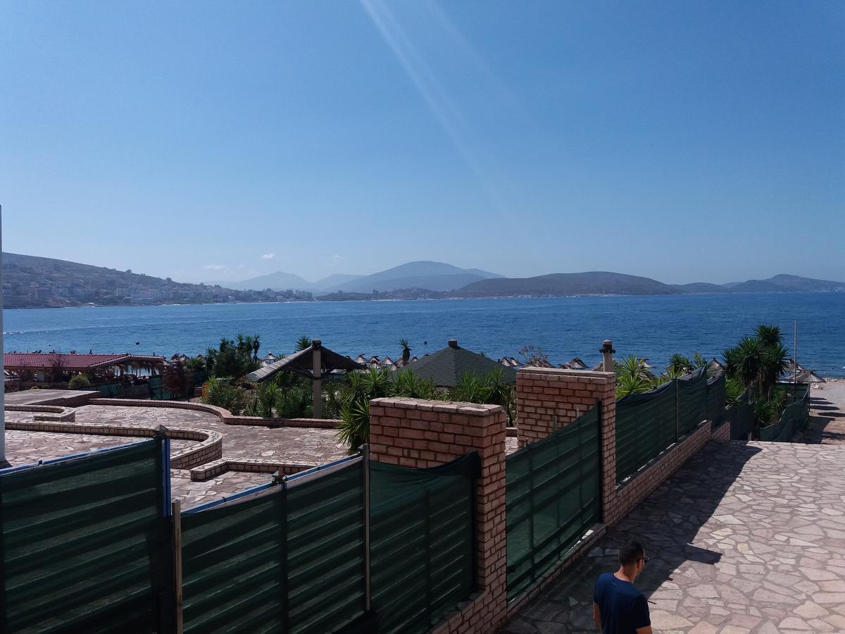 Anis Apartments Sarandë Buitenkant foto