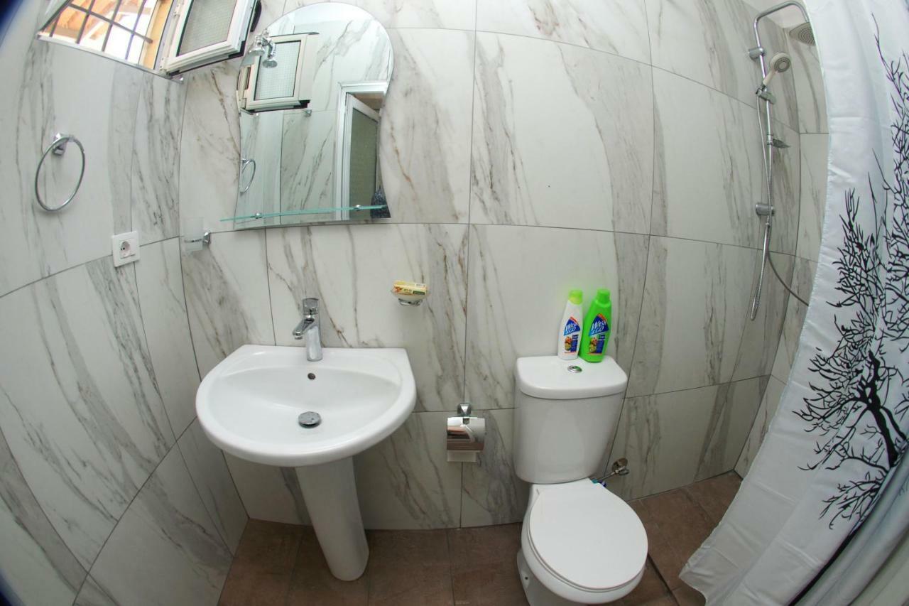 Anis Apartments Sarandë Buitenkant foto